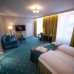 Bristol Szálloda 5*