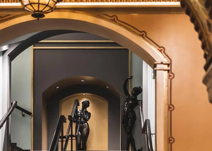 Bristol Hotel 5*