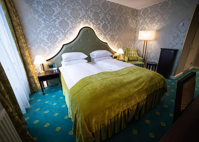 Hotel Bristol 5*