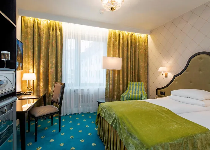 Bristol Hotel