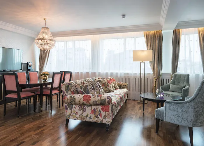 Bristol Hotel