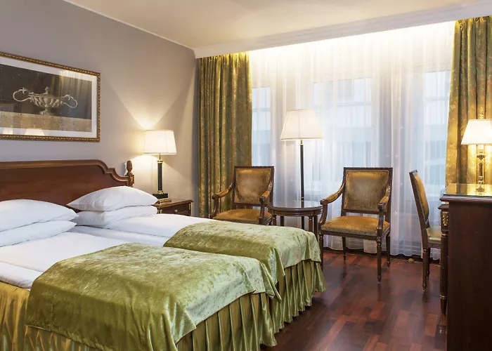 Bristol Hotel 5*