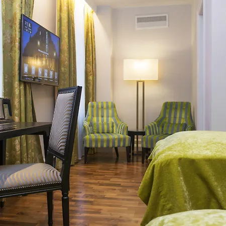 Bristol Otel 5*
