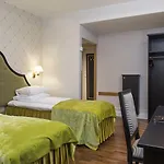 Hotel Bristol 5*