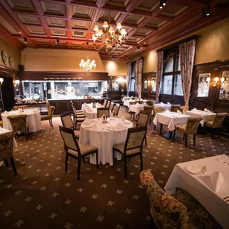 Hotel Bristol 5*