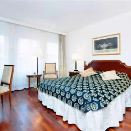 Hotel Bristol