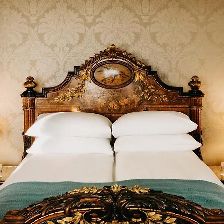 Bristol Hotel